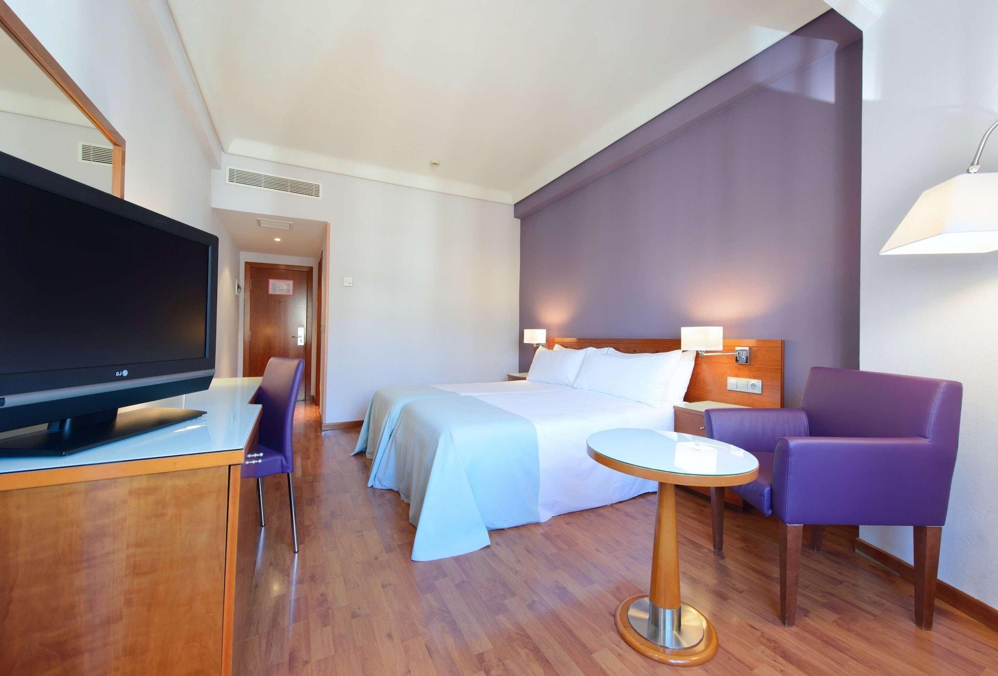 Hotel Madrid Centro, Affiliated By Melia Eksteriør billede
