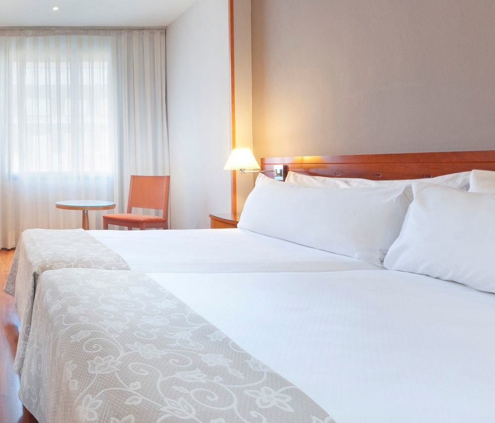 Hotel Madrid Centro, Affiliated By Melia Eksteriør billede