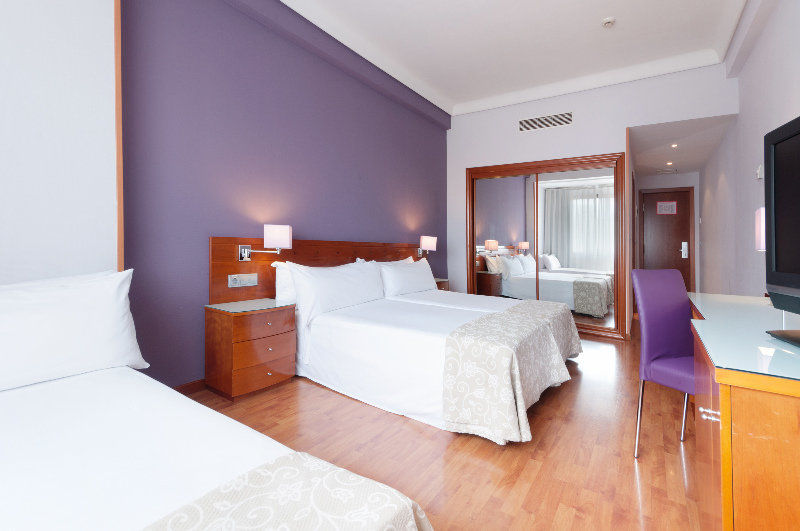 Hotel Madrid Centro, Affiliated By Melia Eksteriør billede