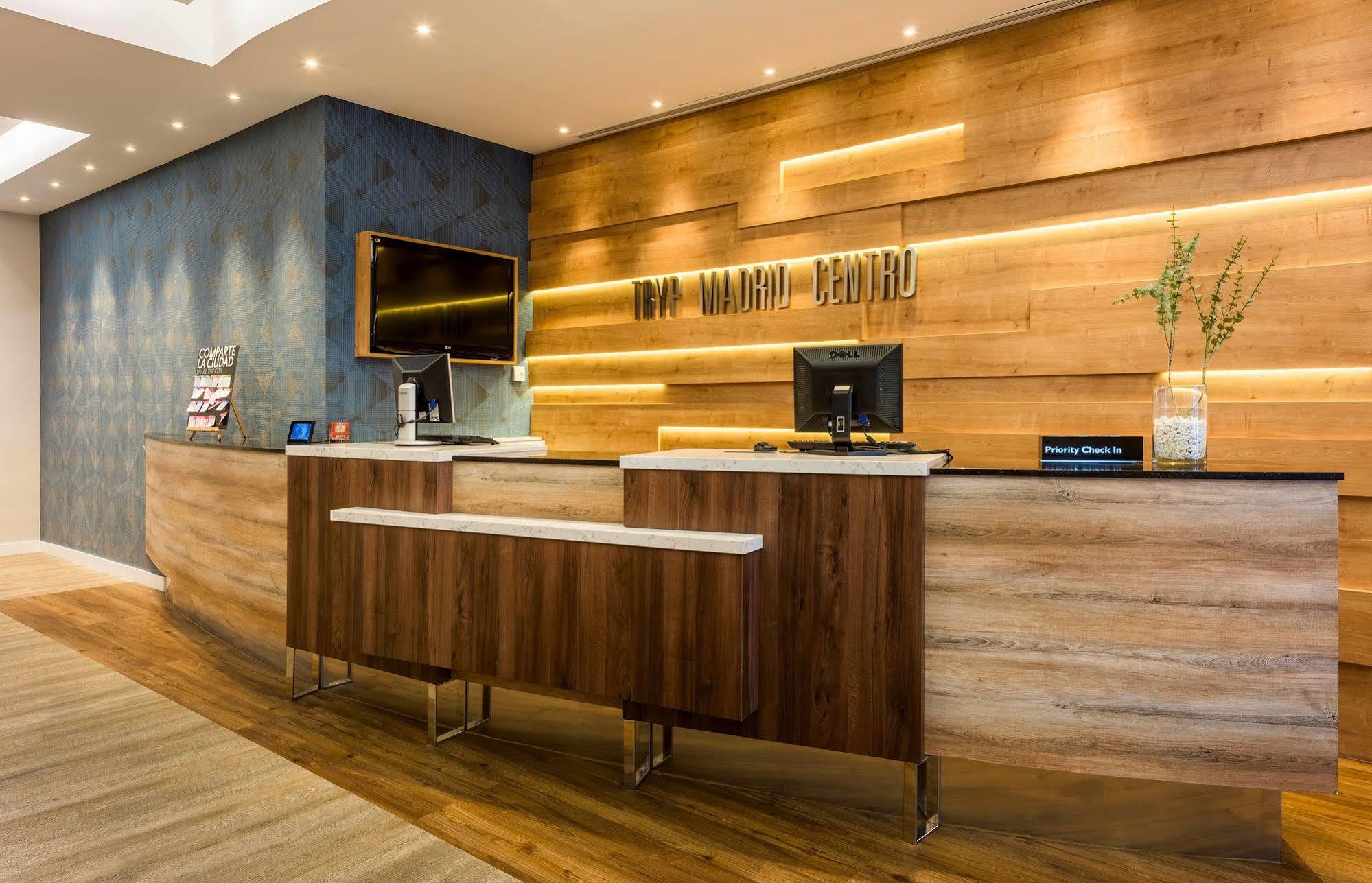 Hotel Madrid Centro, Affiliated By Melia Eksteriør billede