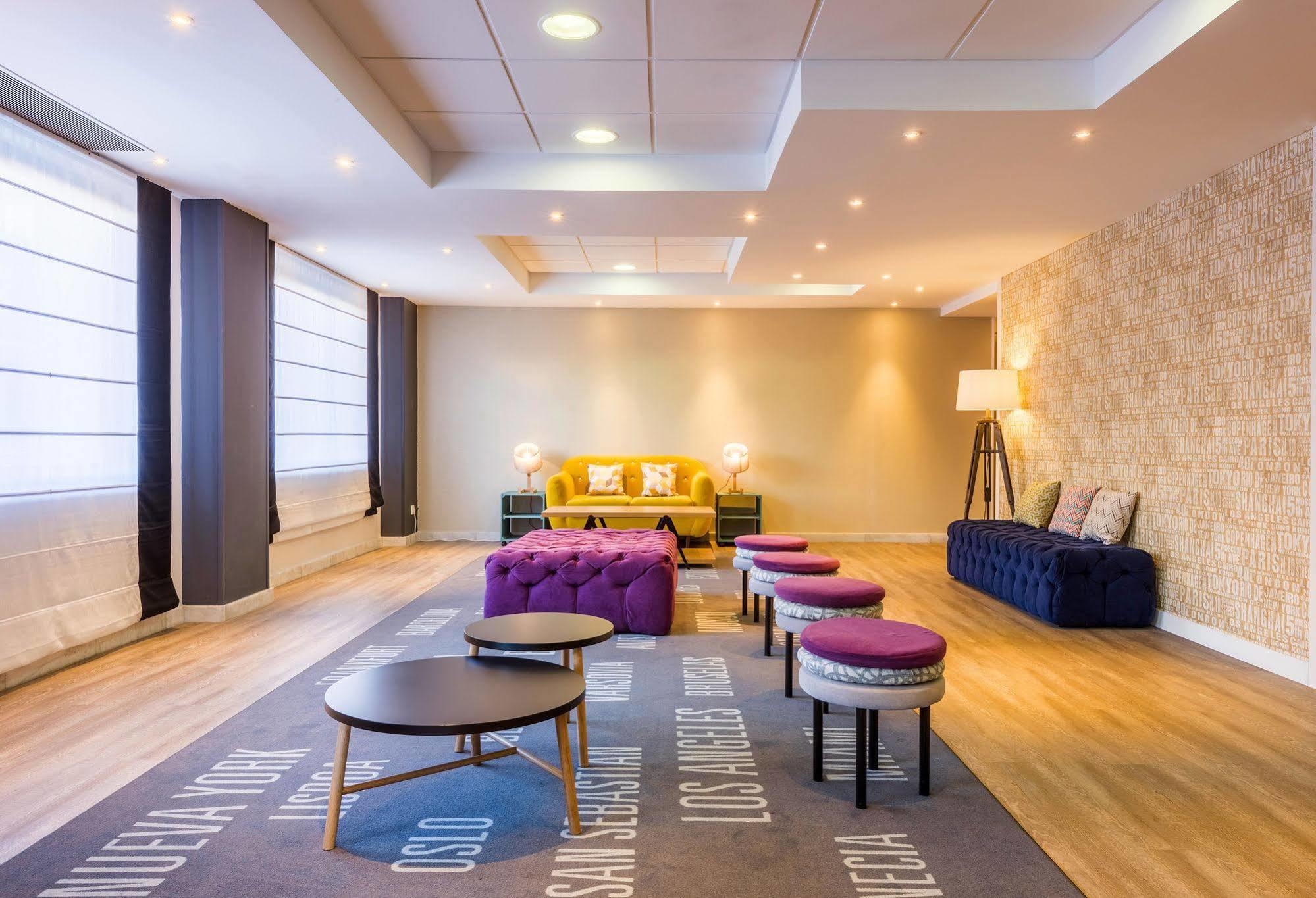 Hotel Madrid Centro, Affiliated By Melia Eksteriør billede